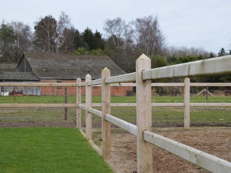 Welkom > Omheiningen - Stevens & Fences